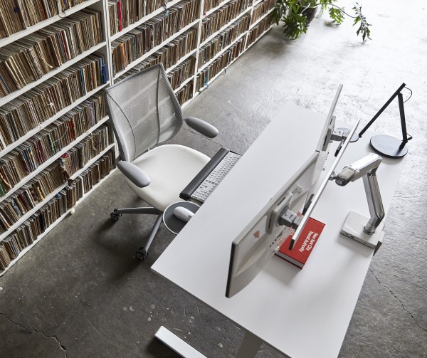 Humanscale M8.1 Monitor Arm Konfigurator