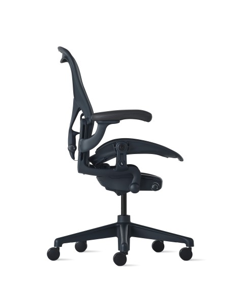 Herman Miller Aeron Remastered Nightfall